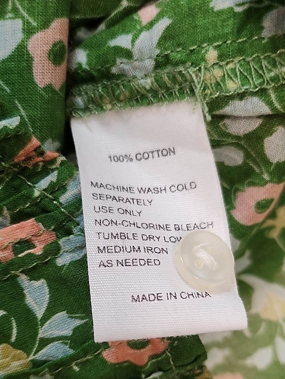 Anthropologie Trovata Romantic Green Floral Pintuck Button-Down Blouse Size L - Picture 16 of 16